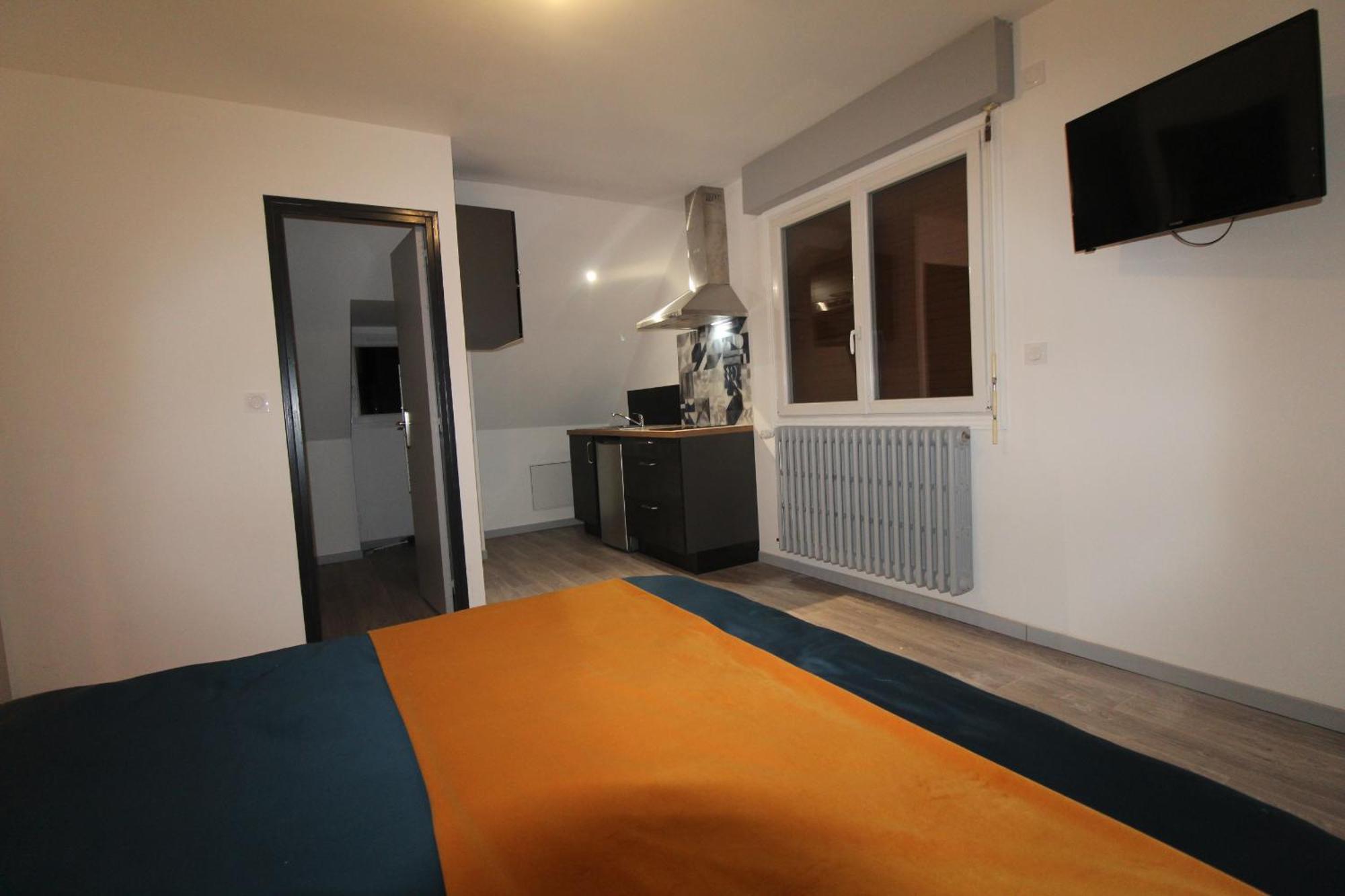 Studio Est Proche Centre Ville Loudeac Exterior photo